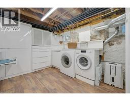 46 BRANT Road S - 37