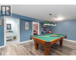 6 WINTERGREEN Crescent - 21