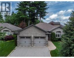 6 WINTERGREEN Crescent - 31