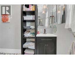 110 WOODLEY Road - 23