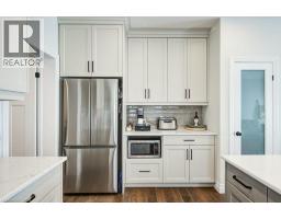 111 LIVINGSTON Drive - 21