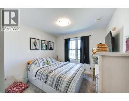 111 LIVINGSTON Drive - 36