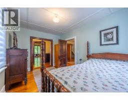 17 YOUNG S CREEK Road - 24