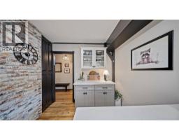 46 BERKLEY Crescent - 10