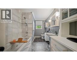 46 BERKLEY Crescent - 21