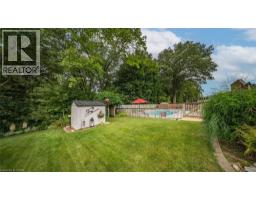 46 BERKLEY Crescent - 35