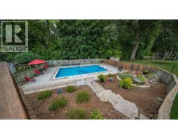 46 BERKLEY Crescent - 39