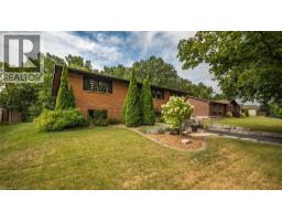 46 BERKLEY Crescent - 45