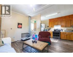 48 SOVEREEN Street - 9