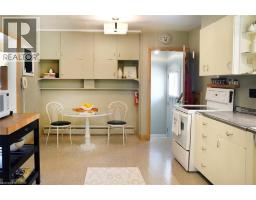 44 MCDONALD Avenue - 18