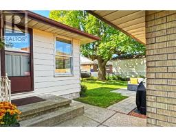 44 MCDONALD Avenue - 40
