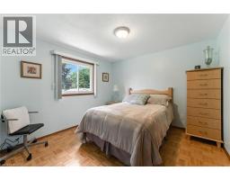 1043 CANFIELD Crescent - 21