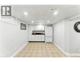 1043 CANFIELD Crescent - 32