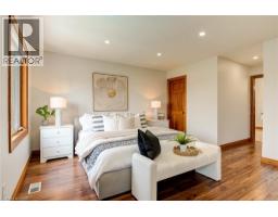 10 ELDALE Road - 22