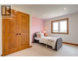 10 ELDALE Road - 28