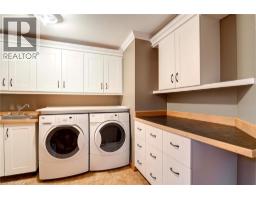 10 ELDALE Road - 36