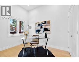 96 MAITLAND Street - 10