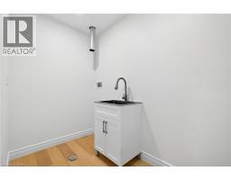 96 MAITLAND Street - 25
