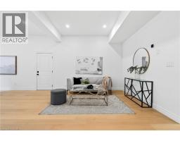 96 MAITLAND Street - 5