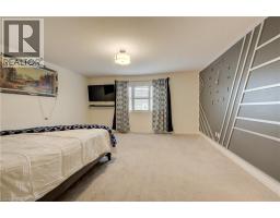 39 WANNAMAKER Crescent - 17