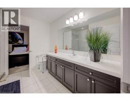 39 WANNAMAKER Crescent - 22