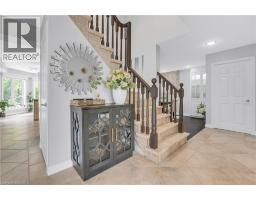 107 CHANDOS Drive - 18