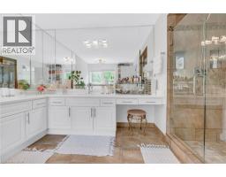 107 CHANDOS Drive - 22