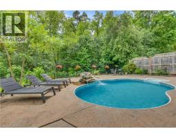 107 CHANDOS Drive - 3