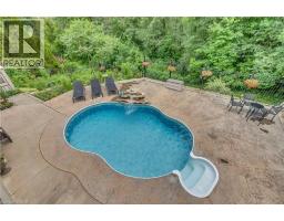 107 CHANDOS Drive - 4
