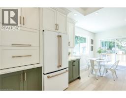 152 BLANDFORD Street - 28