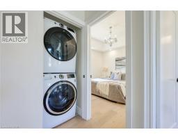 152 BLANDFORD Street - 44
