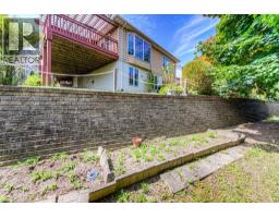 38 CHARNWOOD Court - 40