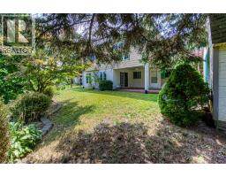 38 CHARNWOOD Court - 42