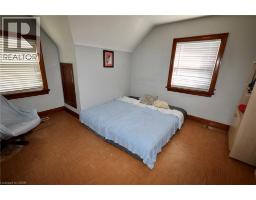429 ERB Street W - 10
