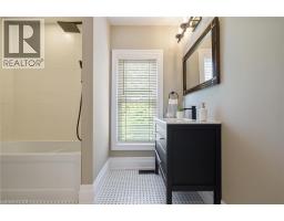 23 DRUMMOND Street - 33