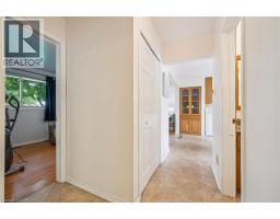 9 ROBIN Drive - 18