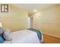9 ROBIN Drive - 22