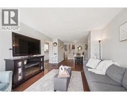 94 MARKWOOD Drive - 10