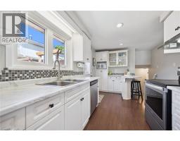 94 MARKWOOD Drive - 14