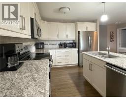 164 ANGLER Avenue - 11