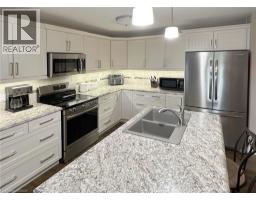 164 ANGLER Avenue - 13