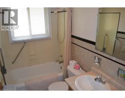 4 WEIGEL Avenue - 13