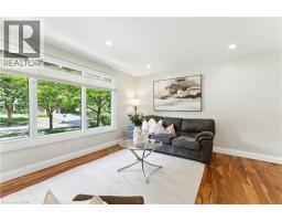 33 SHADYWOOD Crescent - 17