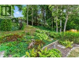 33 SHADYWOOD Crescent - 42