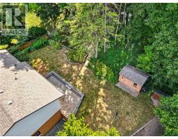 33 SHADYWOOD Crescent - 47