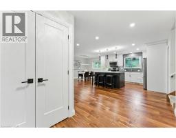 33 SHADYWOOD Crescent - 8