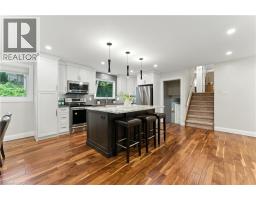 33 SHADYWOOD Crescent - 9