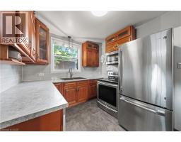 854 GUELPH Street - 13