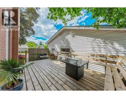 854 GUELPH Street - 40