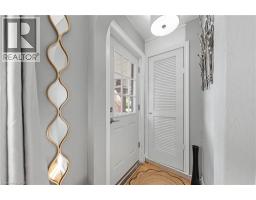 854 GUELPH Street - 7